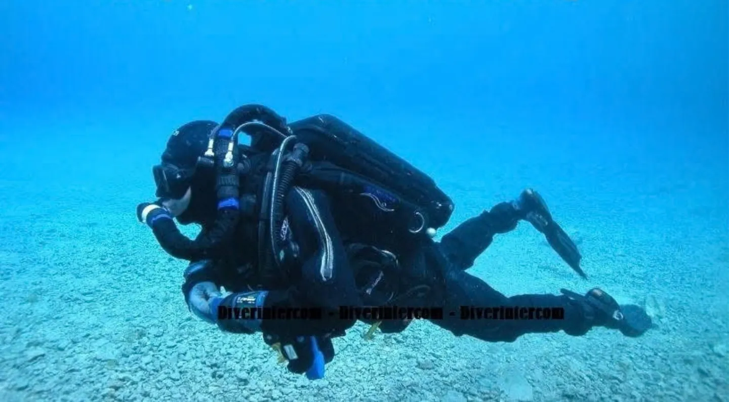 CCR diver underwater — DiverInterCom archive