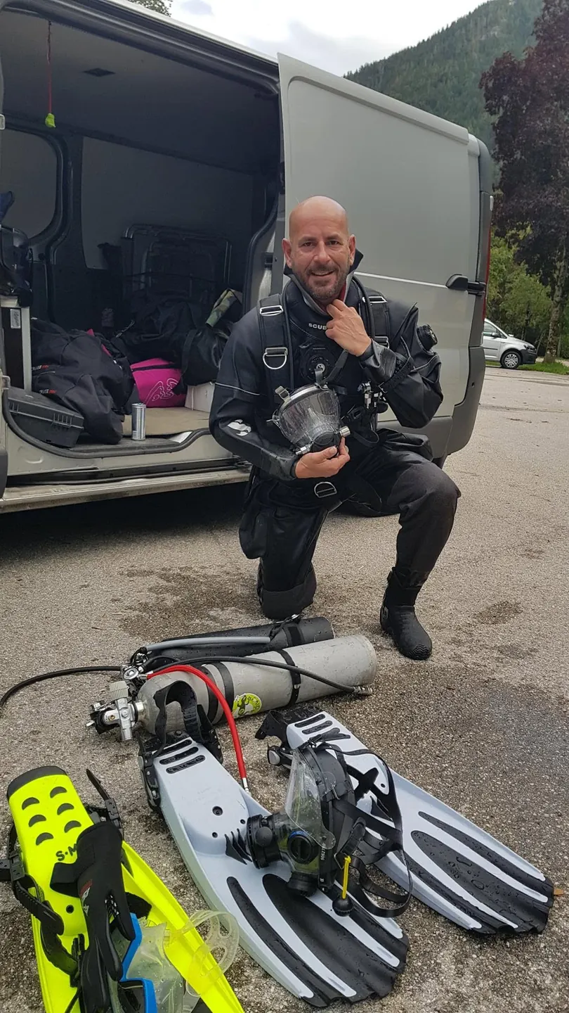Technical diving equipment and preparation — DiverInterCom archive