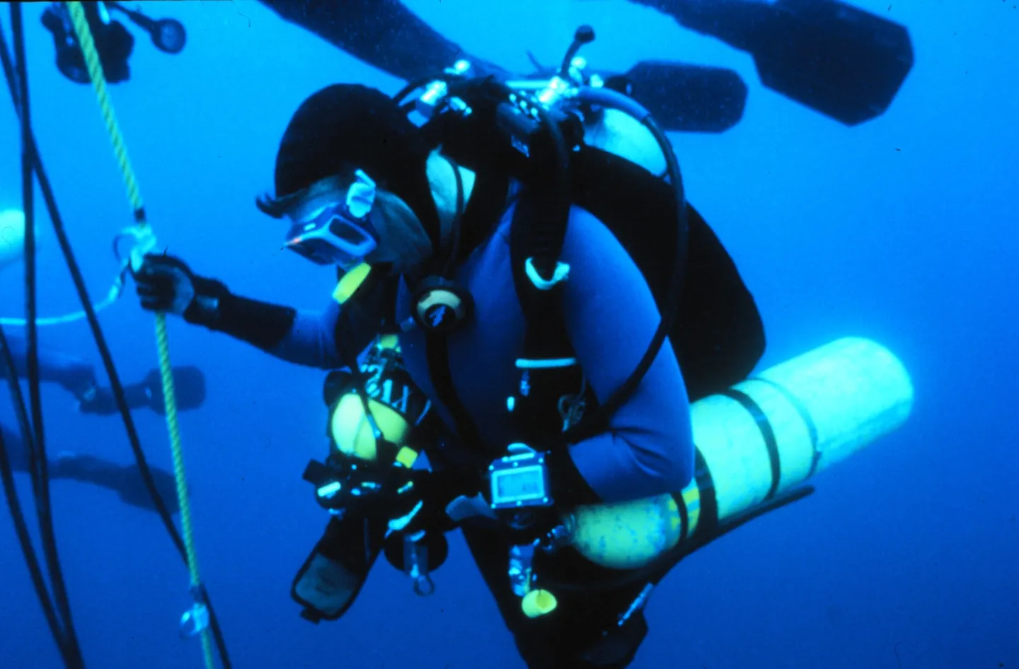 Technical diver conducting decompression